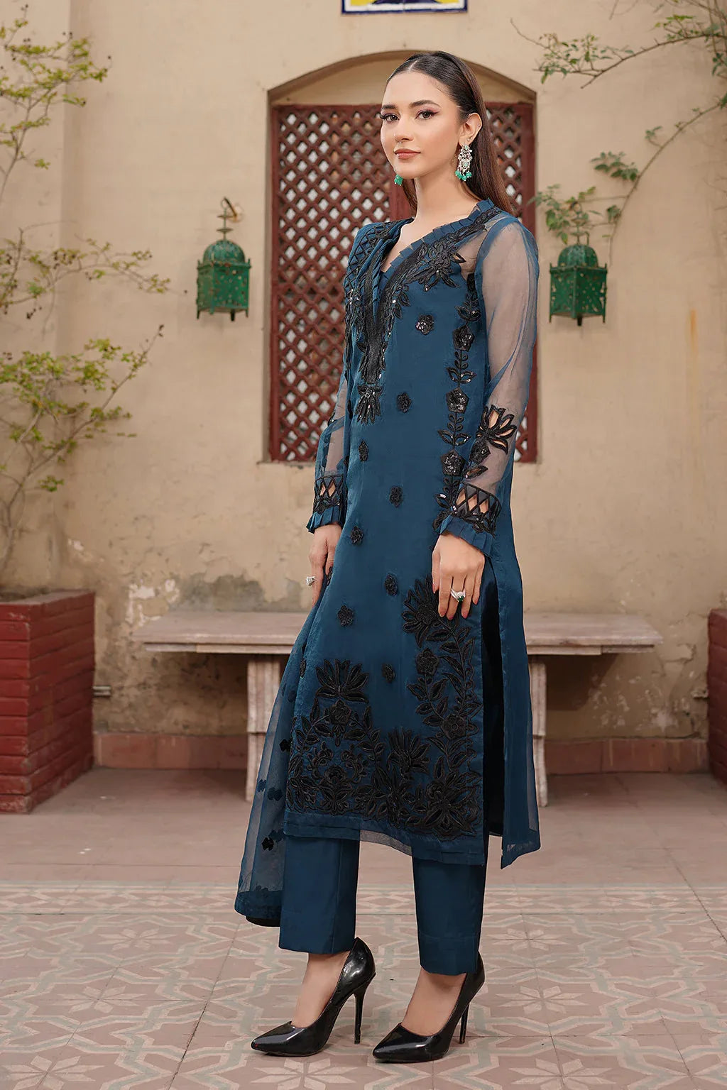 Maryams | Luxury Eid Pret | M-1102 - Aqsa Fabrics