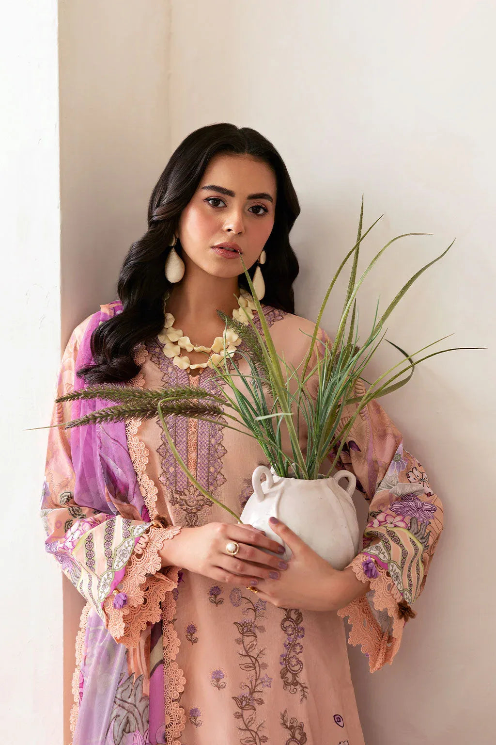 Ramsha | Mashaal Luxury Lawn | L-1411 - Aqsa Fabrics