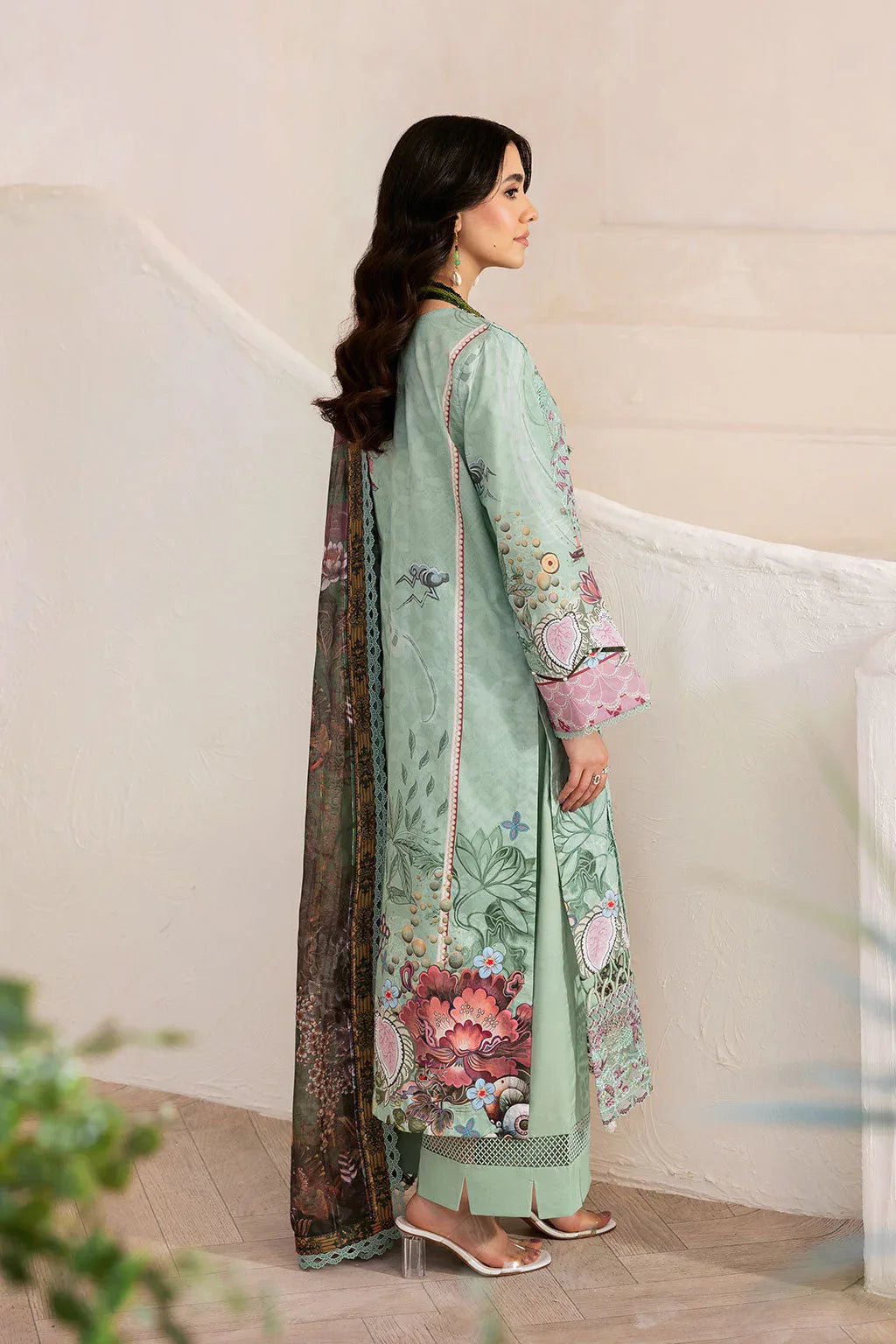 Ramsha | Mashaal Luxury Lawn | L-1405 - Aqsa Fabrics