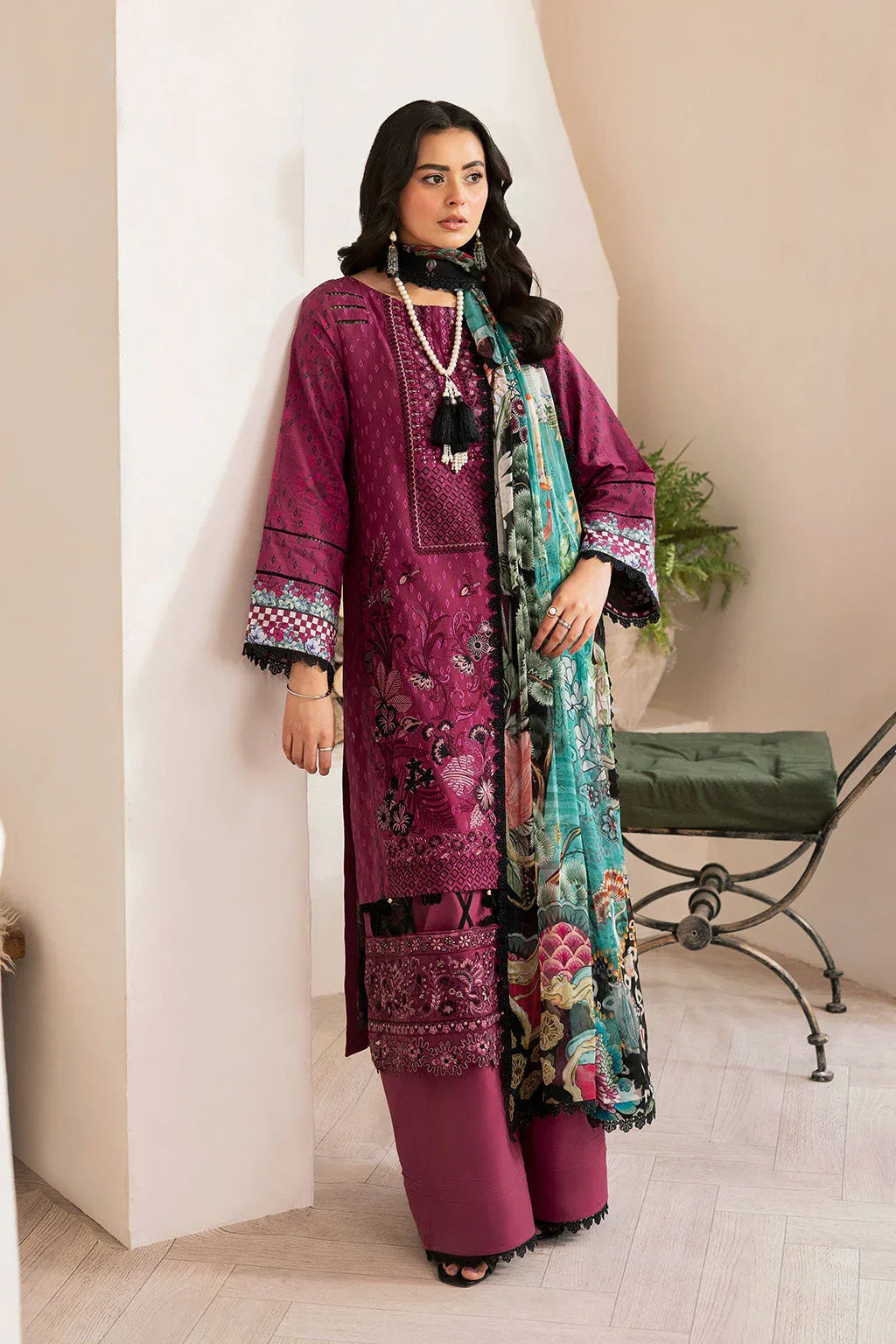 Ramsha | Mashaal Luxury Lawn |  L-1402 - Aqsa Fabrics