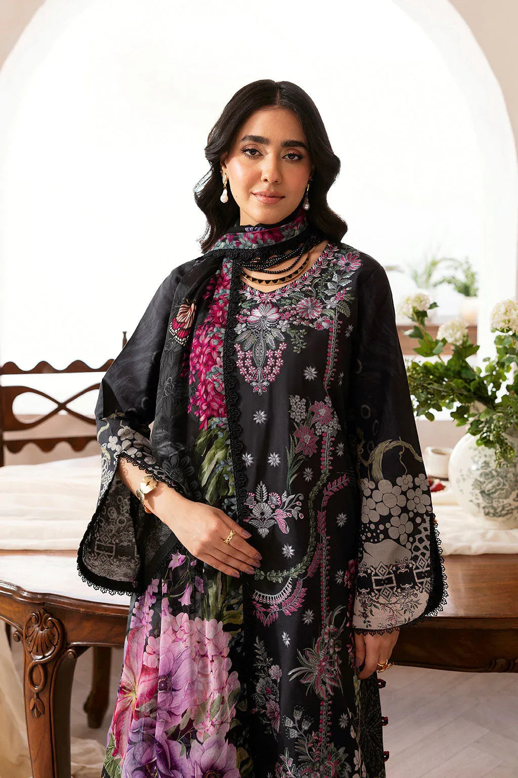Ramsha | Mashaal Luxury Lawn | L-1403 - Aqsa Fabrics