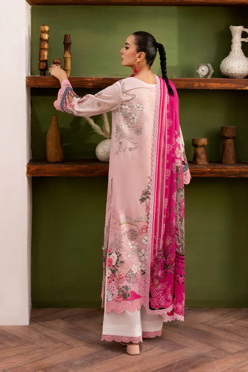 Ramsha | Mashaal Luxury Lawn |  L-1407 - Aqsa Fabrics