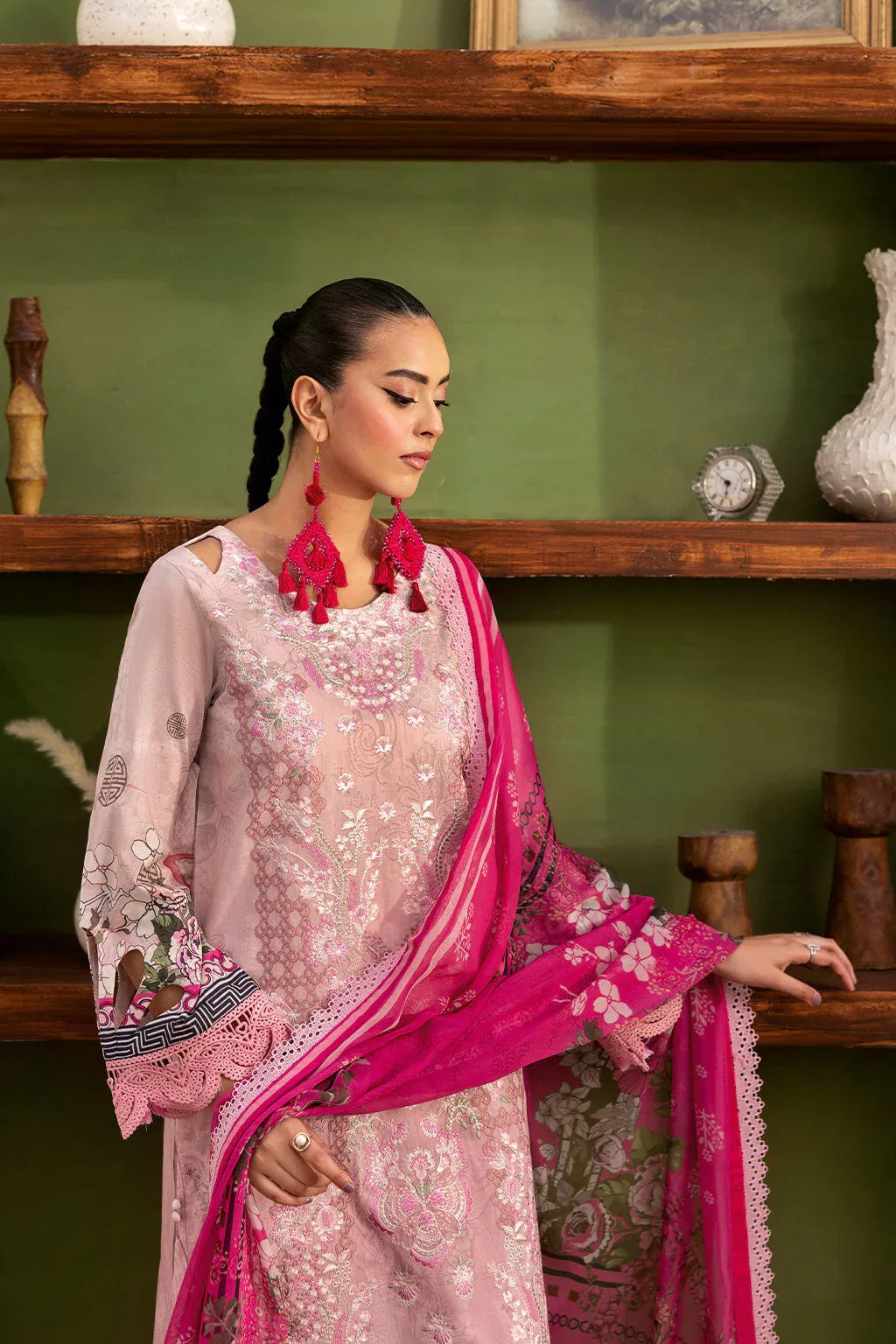 Ramsha | Mashaal Luxury Lawn |  L-1407 - Aqsa Fabrics
