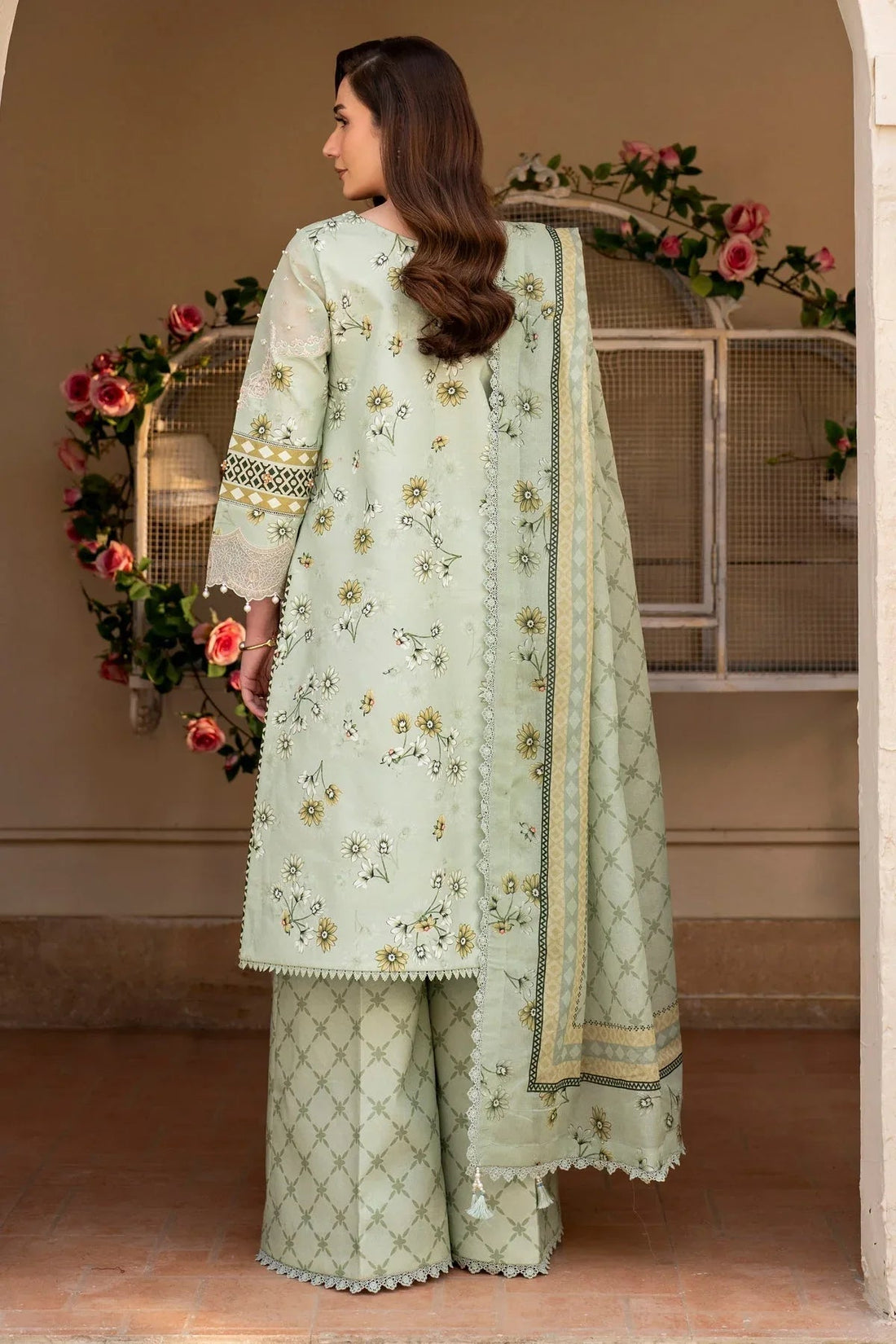 Alizeh | Levana Lawn | Mintel - Aqsa Fabrics