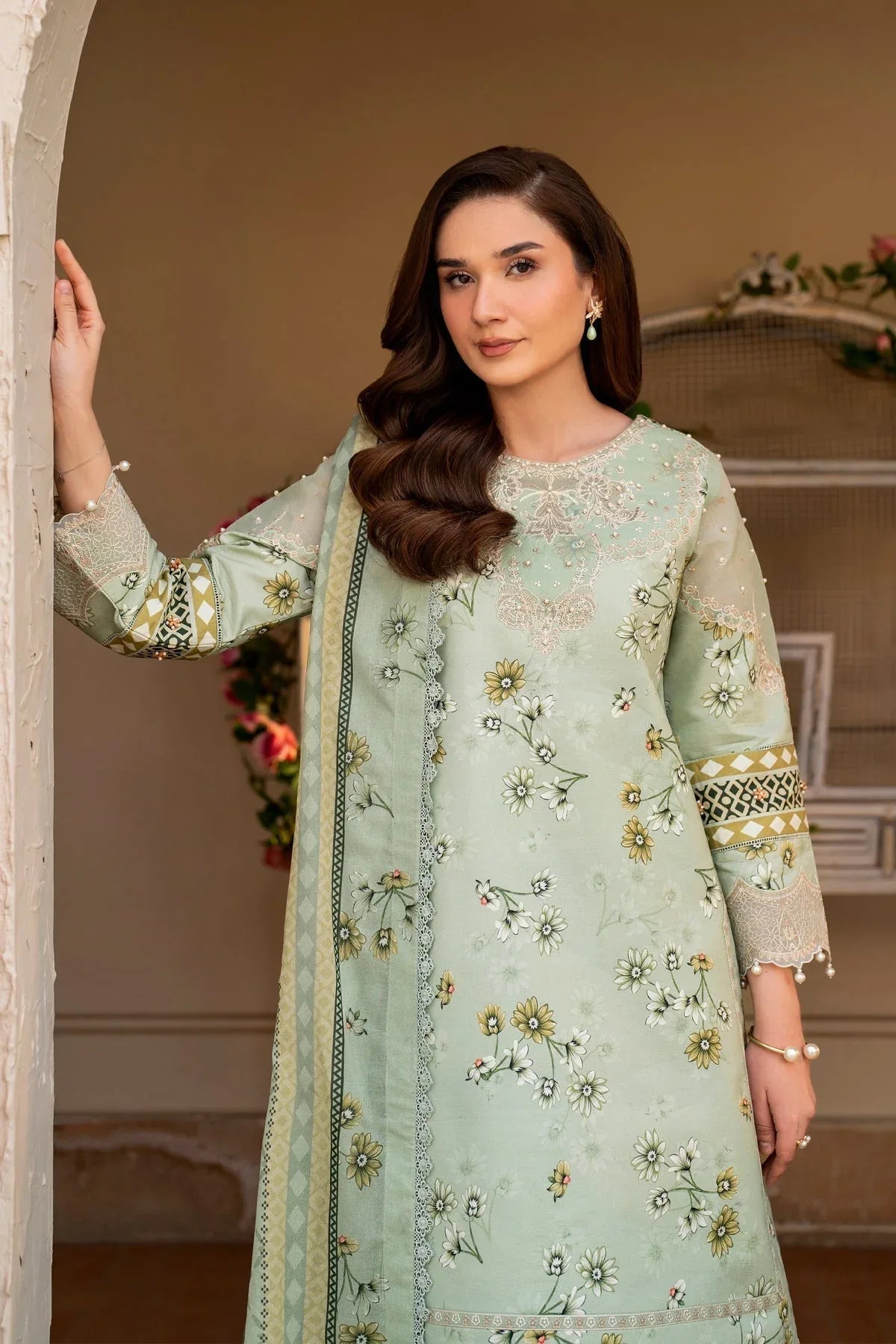 Alizeh | Levana Lawn | Mintel - Aqsa Fabrics