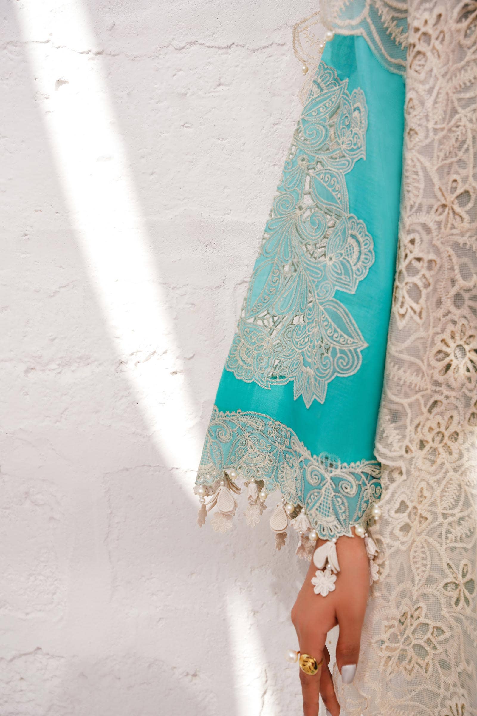 Sana Safinaz | Muzlin Spring 24 | M241-017B-CW - Aqsa Fabrics