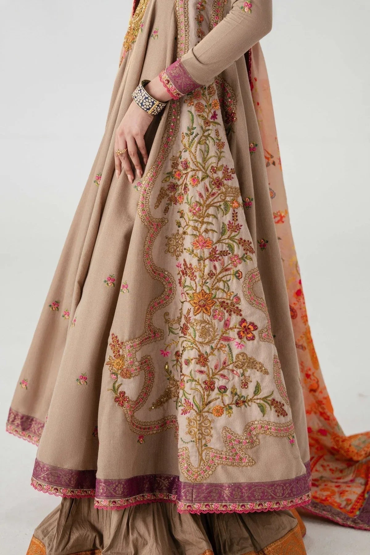 Fahad Hussayn | Jalsa Ghar | Naghz beg - Aqsa Fabrics