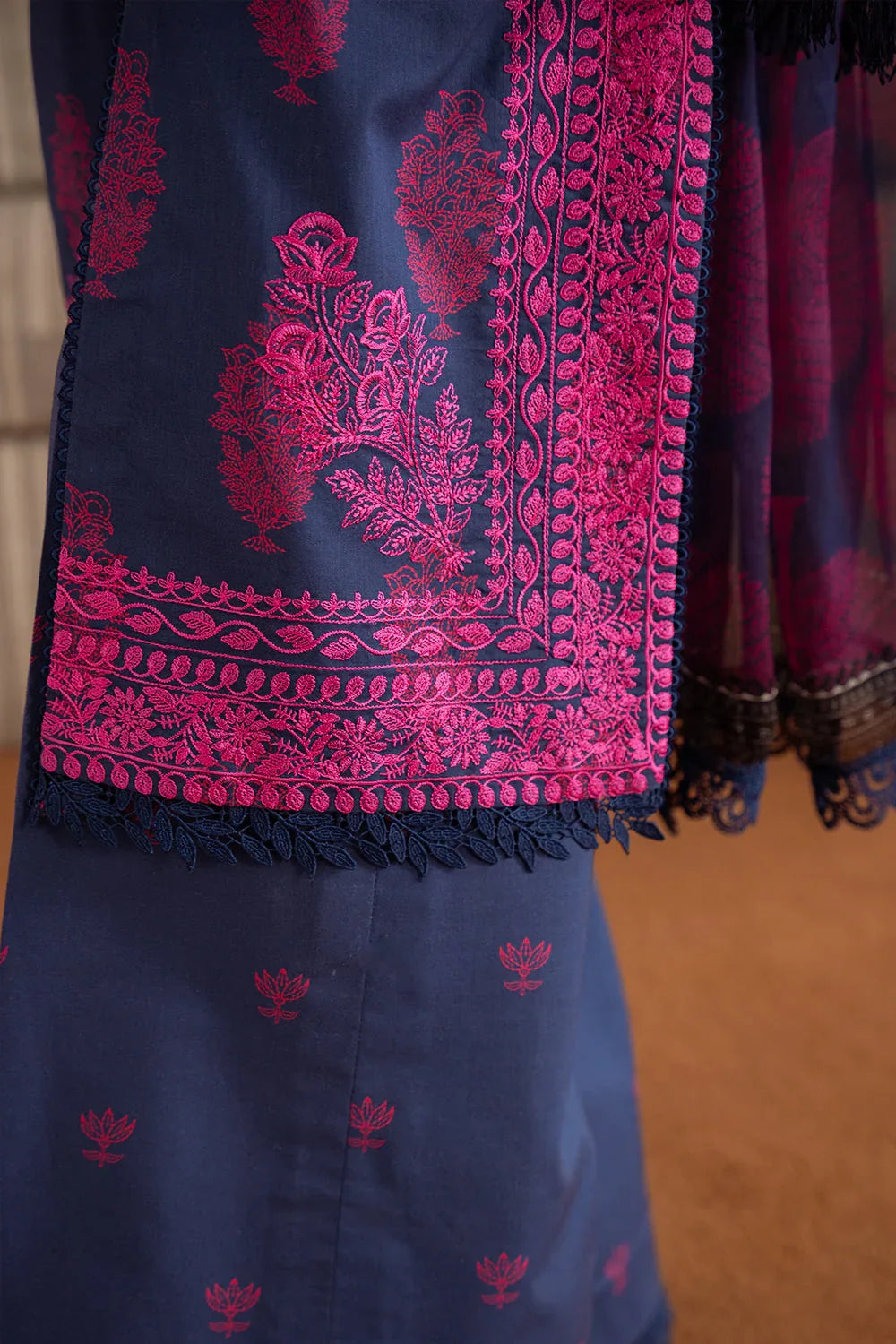 Saira Rizwan | Laanem Summer Lawn 25 | ELARA-B-SRL25-01 - Aqsa Fabrics