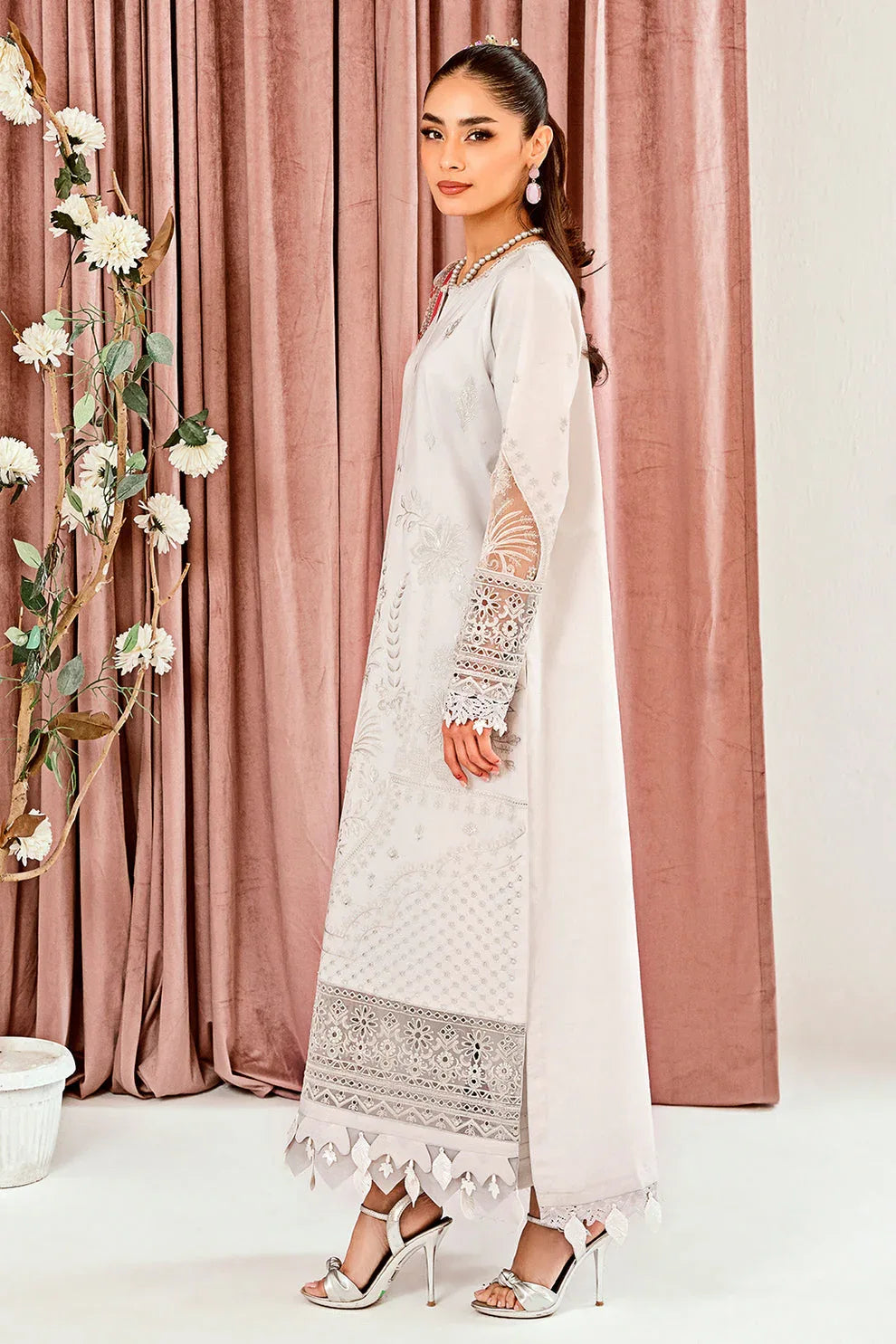 Neeshay | Zoella Lawn Collection | Luca - Aqsa Fabrics