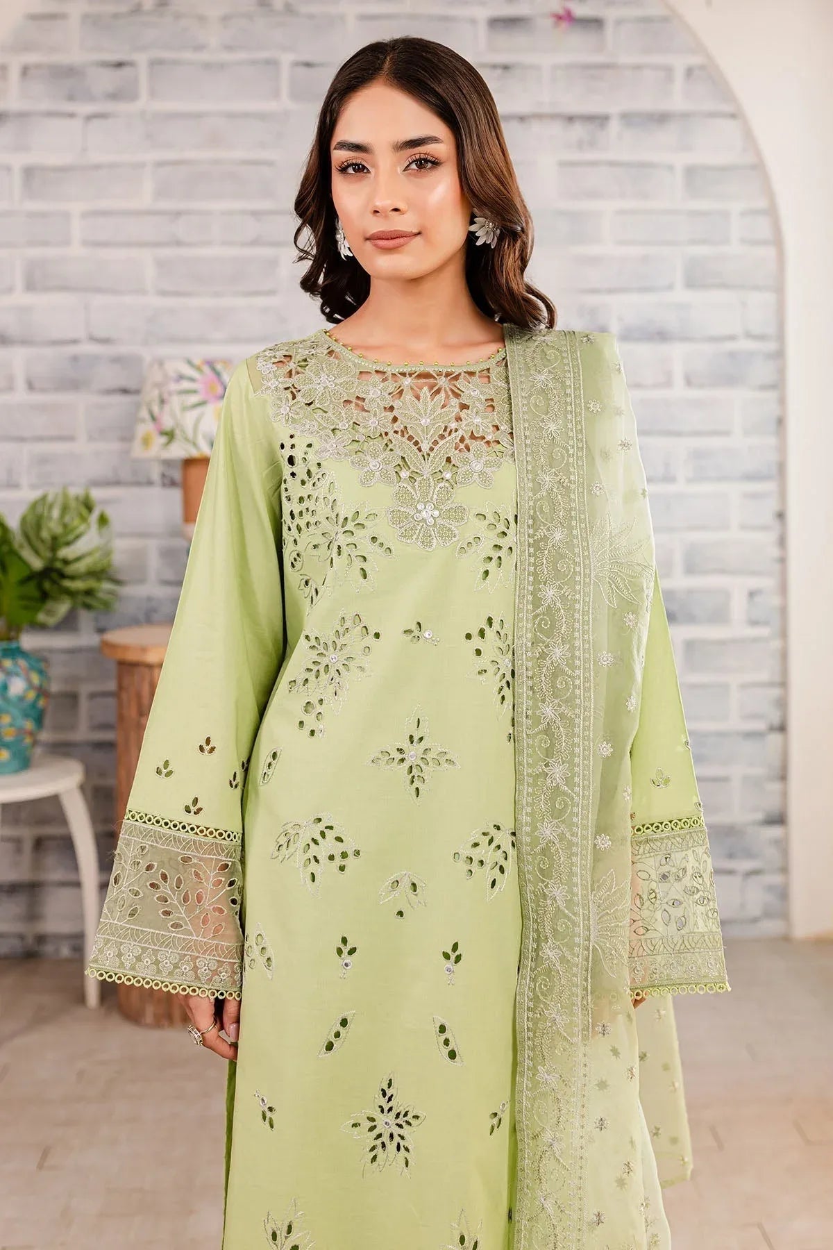 Nureh | Shades Of Summer | NP-490 - Aqsa Fabrics