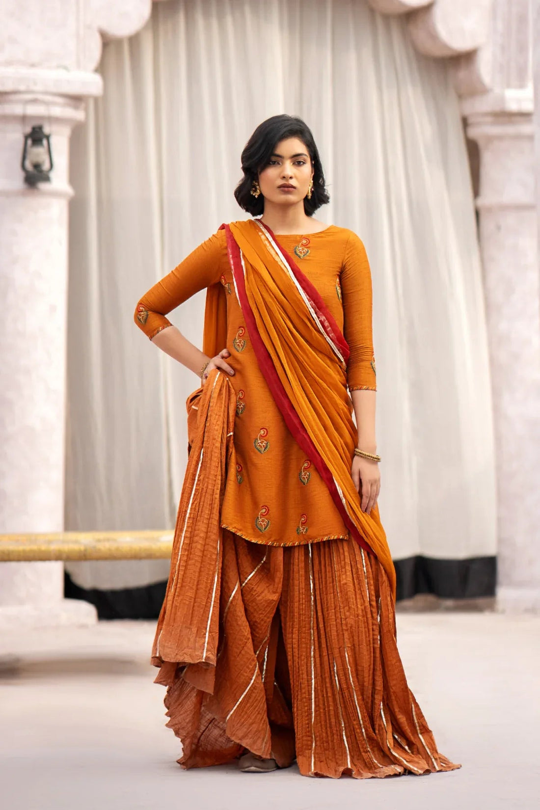 Erum Khan | Sakhiyan Formals | GULDAUDI - Aqsa Fabrics