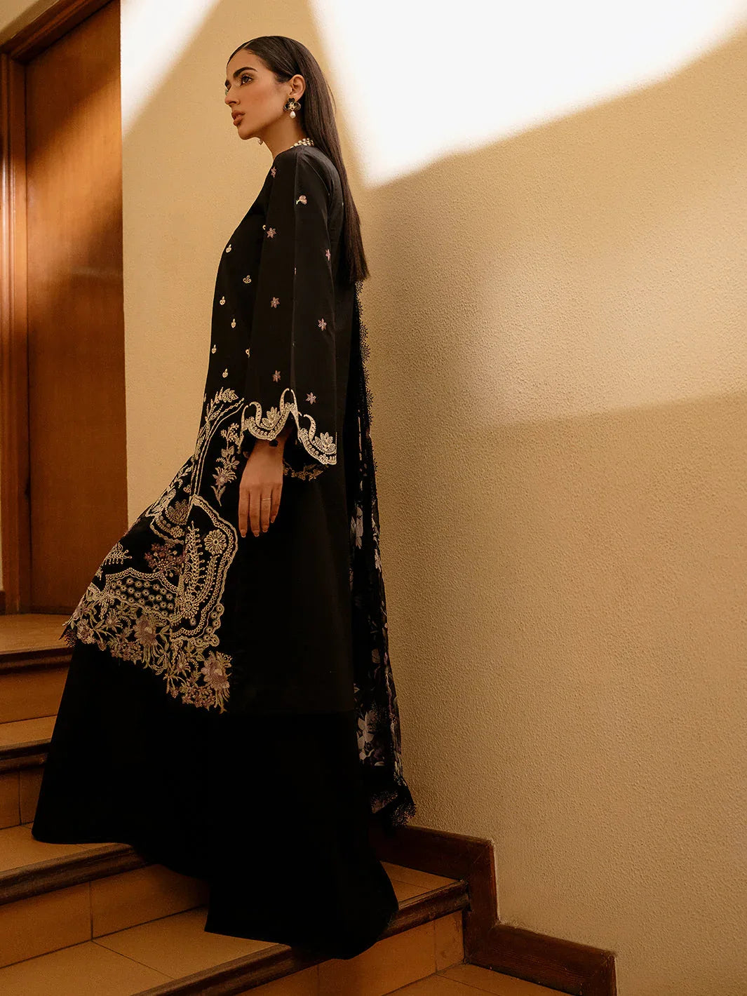 Izel | Dastak Luxury Lawn | QALAH - Aqsa Fabrics