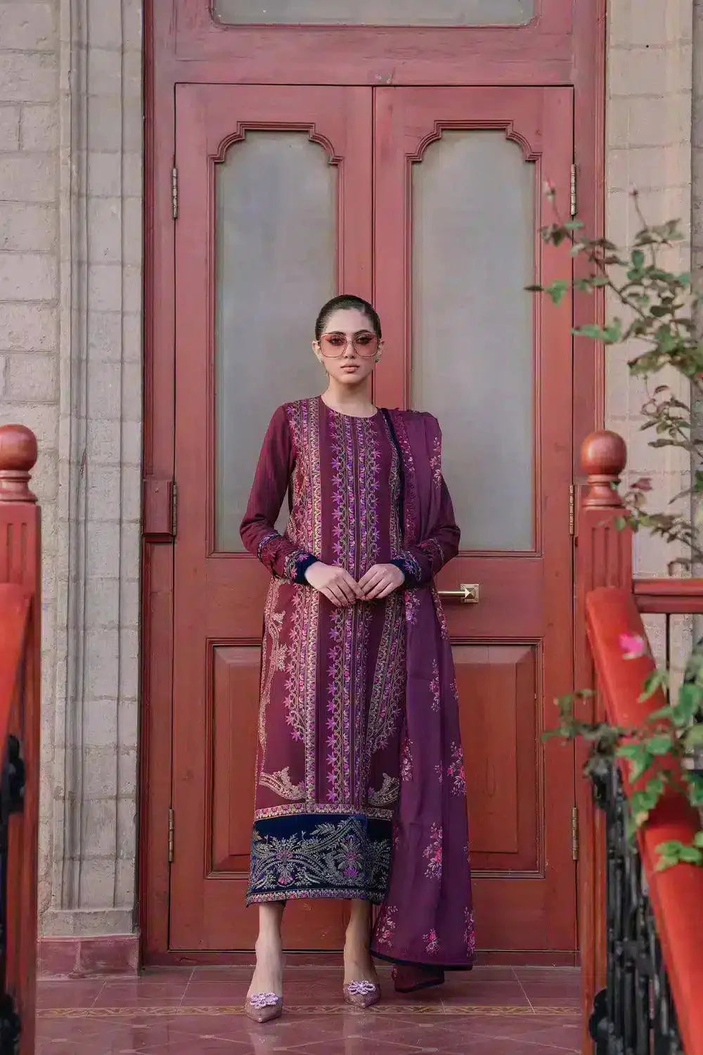 Saira Rizwan | Winter 23 | ZAYNEM SR-02 - Aqsa Fabrics
