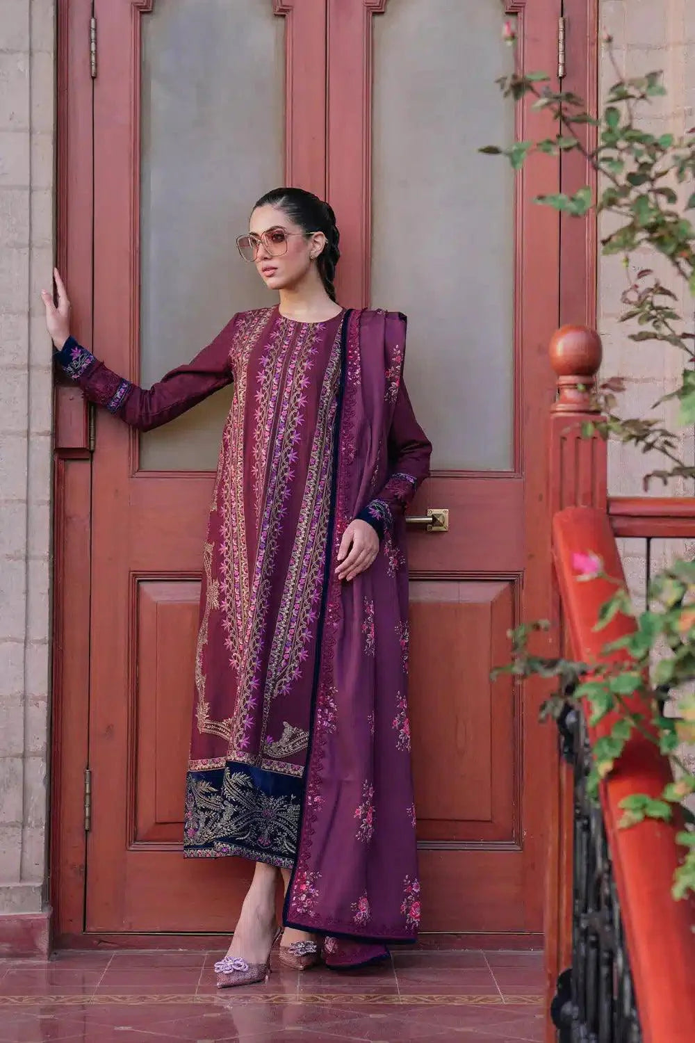 Saira Rizwan | Winter 23 | ZAYNEM SR-02 - Aqsa Fabrics