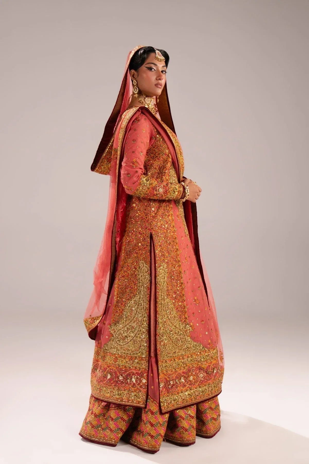 Fahad Hussayn | Mutanjan Bridals | SHABISTAAN - Aqsa Fabrics