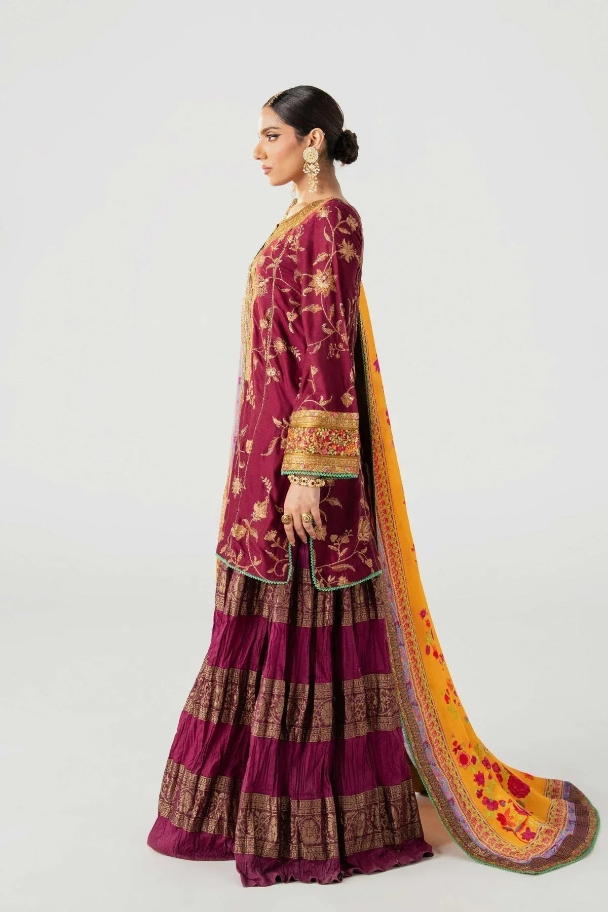 Fahad Hussayn | Jalsa Ghar | Tojis - Aqsa Fabrics