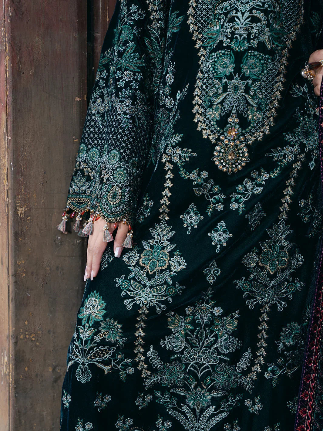 Flossie | Siara Velvet Formals | V-102 - A - Aqsa Fabrics