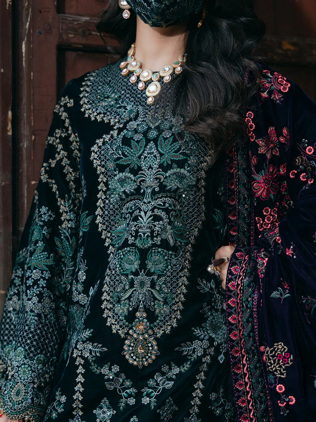 Flossie | Siara Velvet Formals | V-102 - A - Aqsa Fabrics