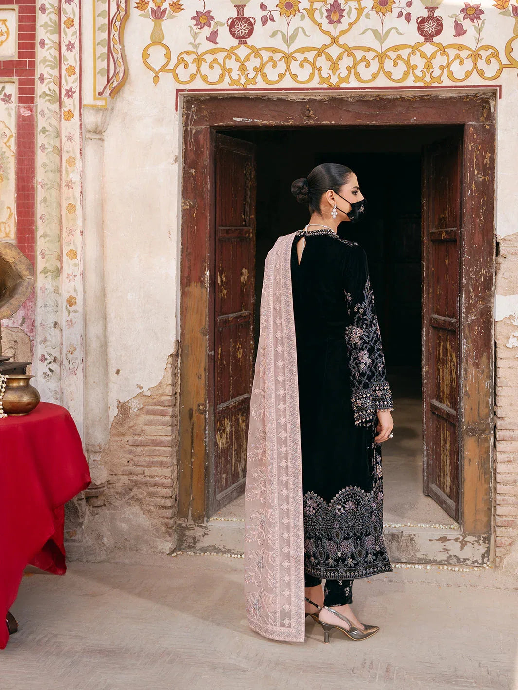 Flossie | Siara Velvet Formals | V-103 - A - Aqsa Fabrics