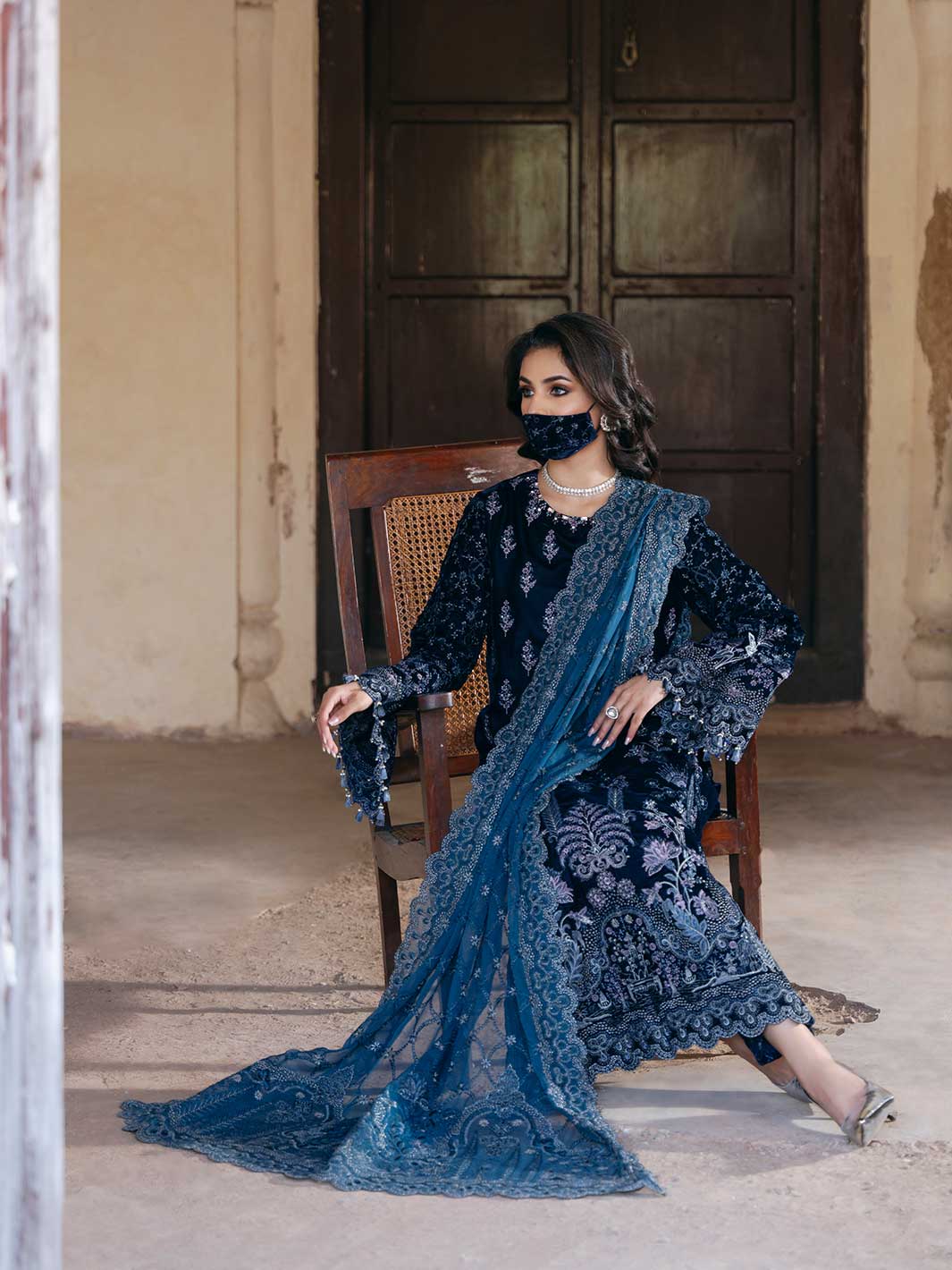 Flossie | Siara Velvet Formals | V-105 - A - Aqsa Fabrics