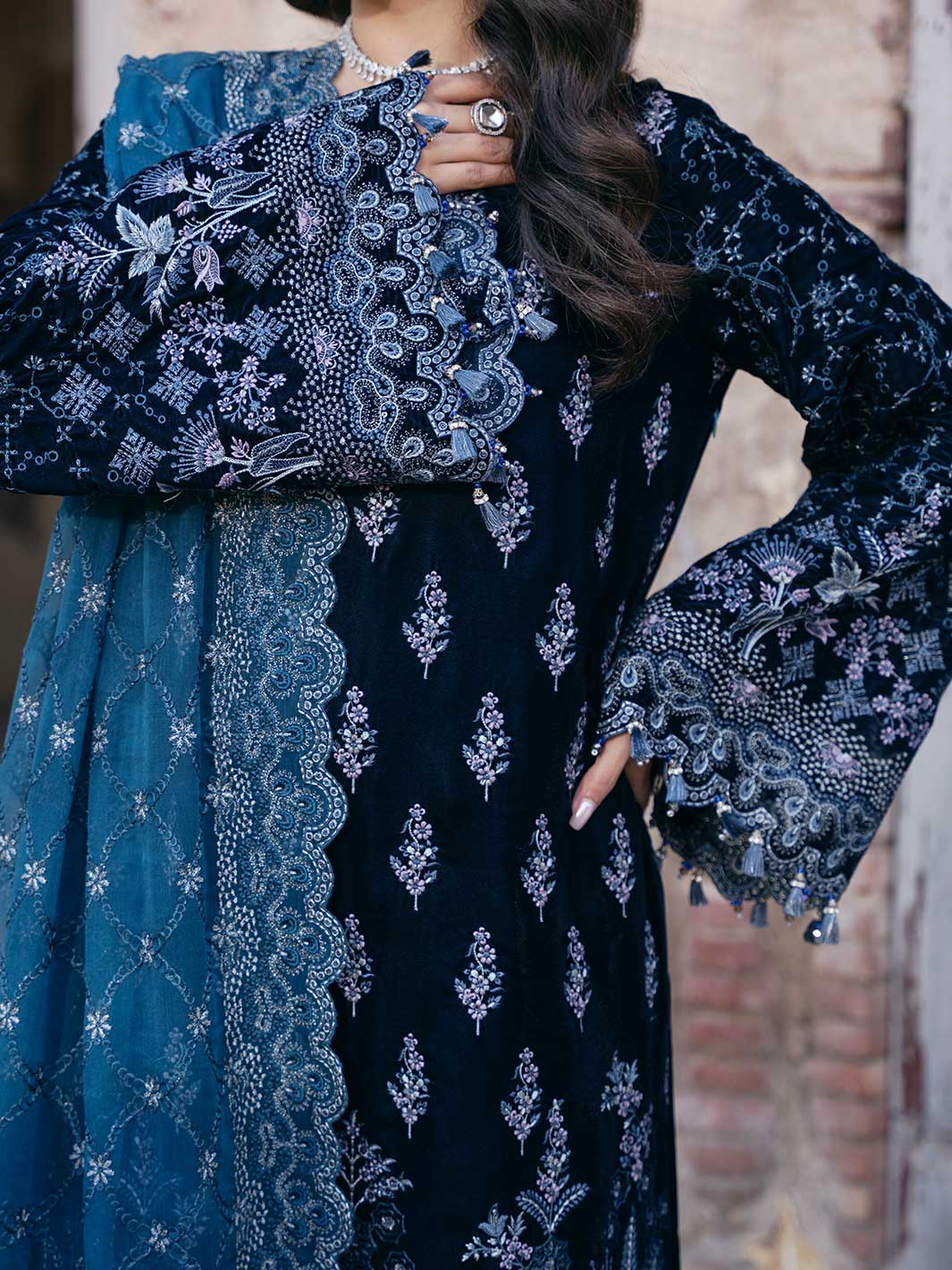 Flossie | Siara Velvet Formals | V-105 - A - Aqsa Fabrics