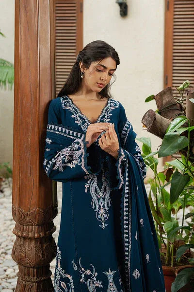 Afrozeh | October Winter Pret 25 | Niora - Aqsa Fabrics