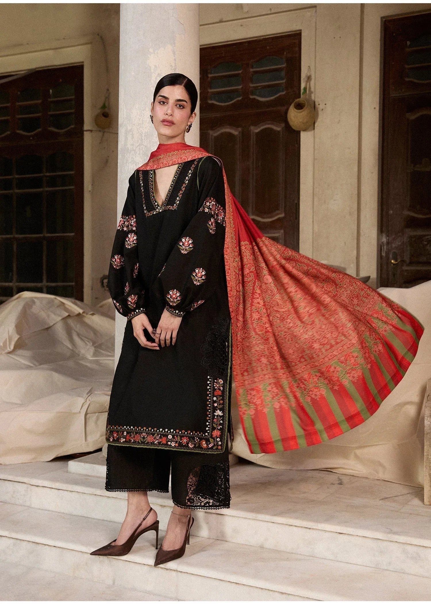 Hussain Rehar | Khaddar Pret 25 | SIYAH - Aqsa Fabrics