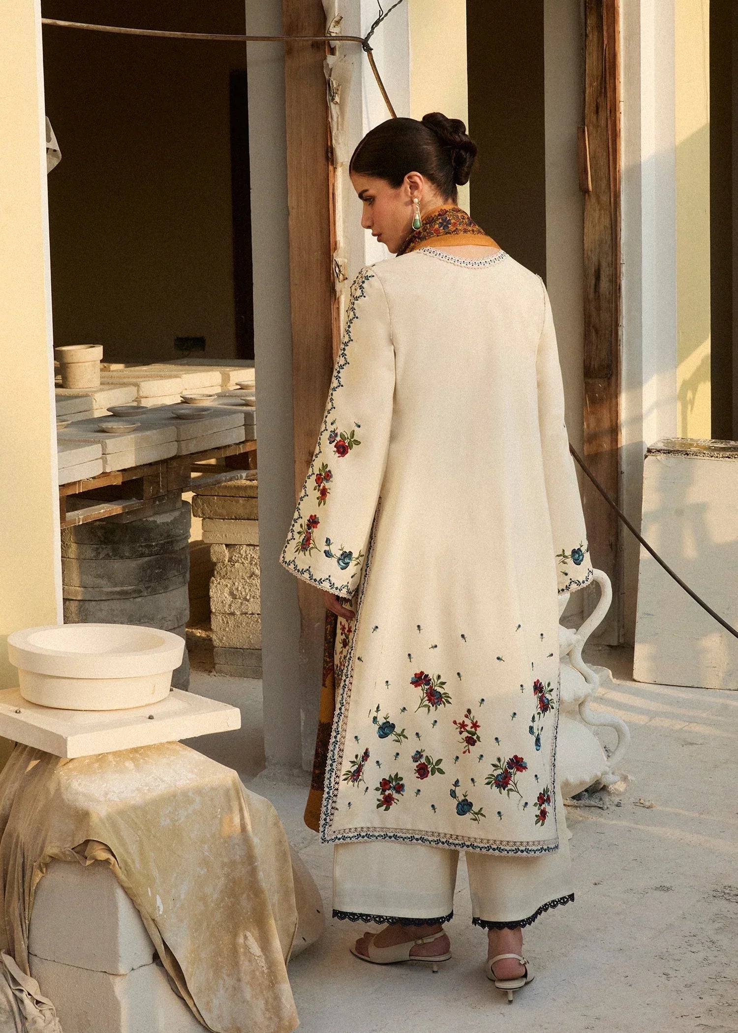 Hussain Rehar | Khaddar Pret 25 | LAYLA - Aqsa Fabrics