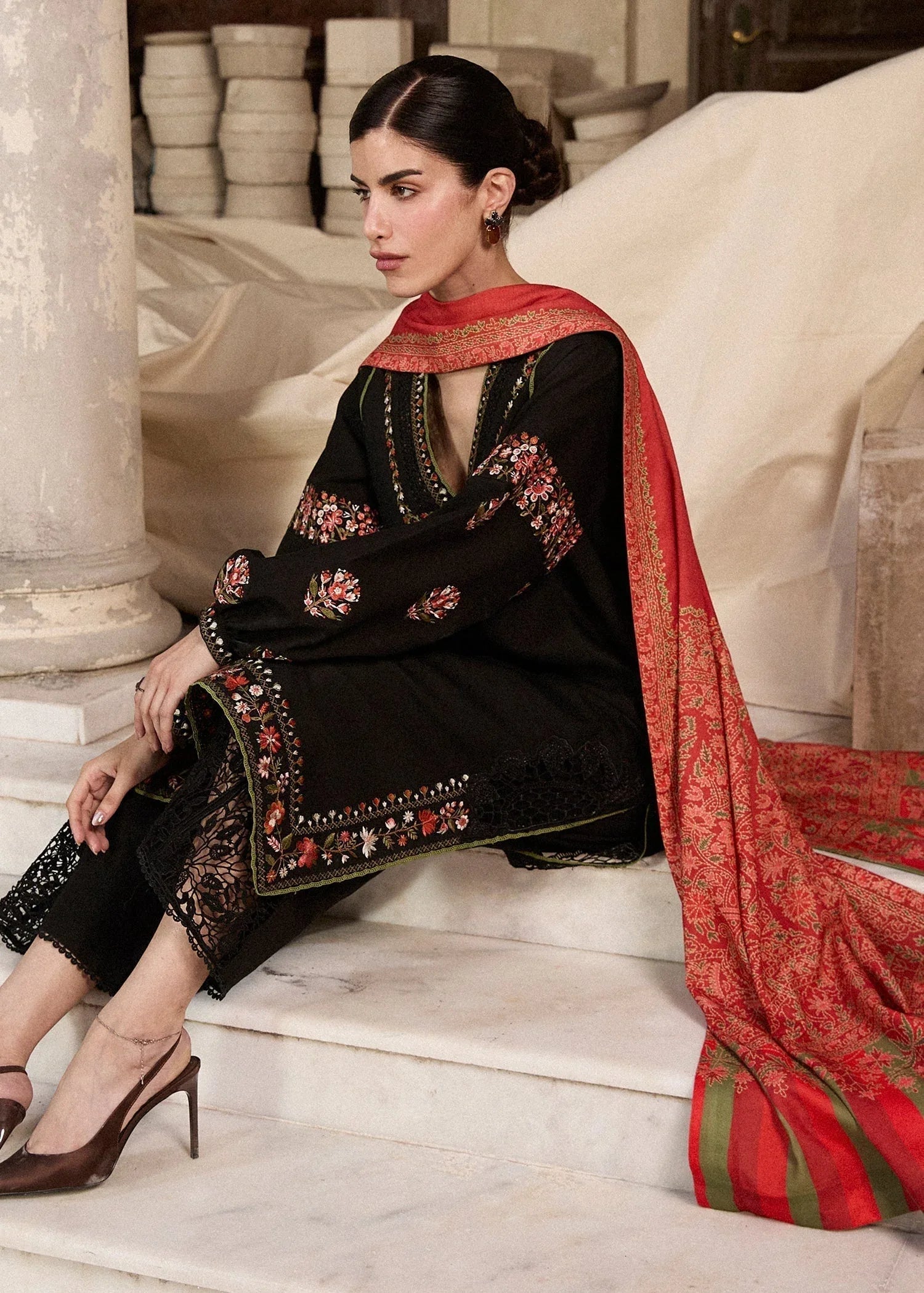 Hussain Rehar | Khaddar Pret 25 | SIYAH - Aqsa Fabrics