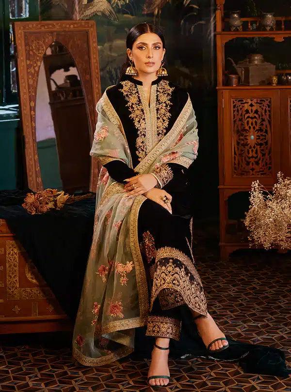 Zainab Chottani | Luxury Velvet Collection 23 | Andleep - Aqsa Fabrics