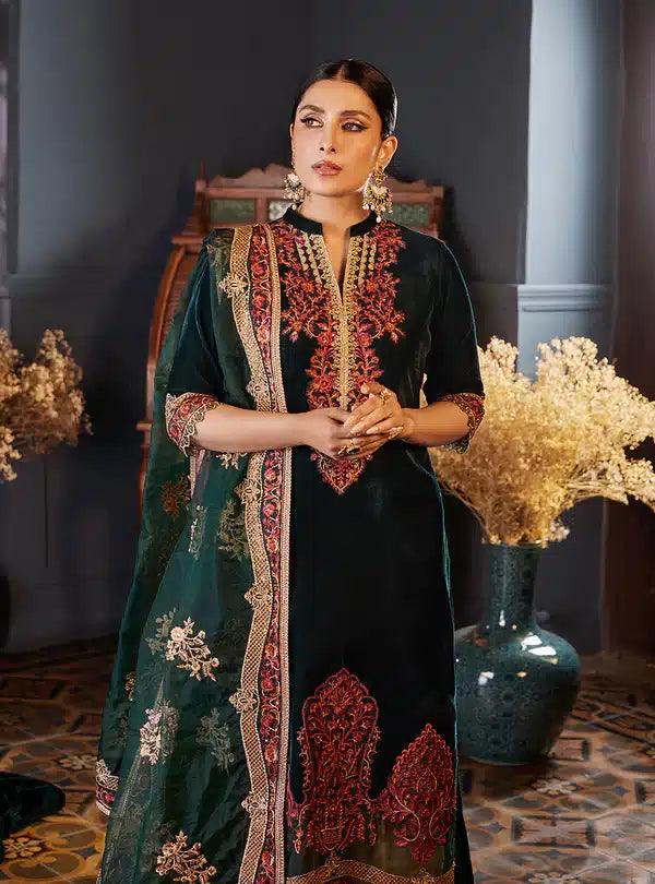 Zainab Chottani | Luxury Velvet Collection 23 | Zelena - Aqsa Fabrics