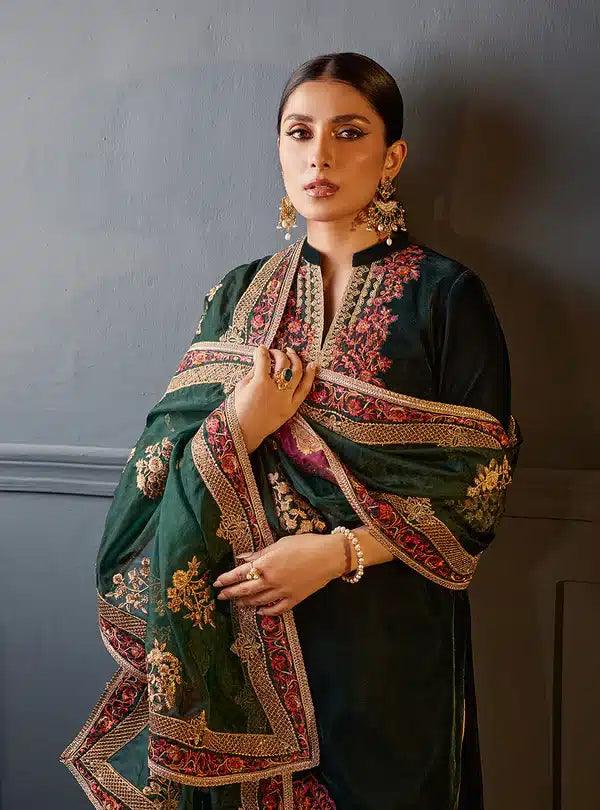 Zainab Chottani | Luxury Velvet Collection 23 | Zelena - Aqsa Fabrics